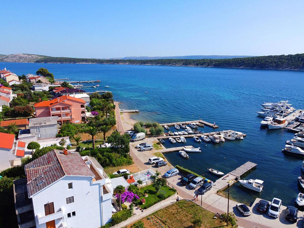 Apartments Near The Sea Barbat Barbat na Rabu Buitenkant foto